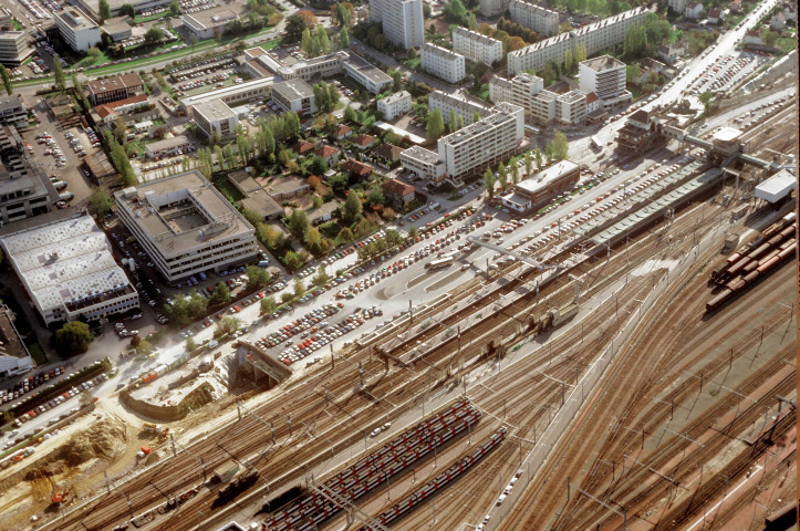 MASSY. - Vue générale de la gare (octobre 1986). 