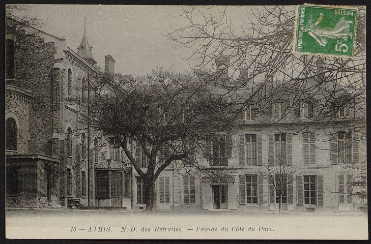 Athis-Mons.- Notre-Dame des retraites : façade du côté du parc [1904-1930]. 