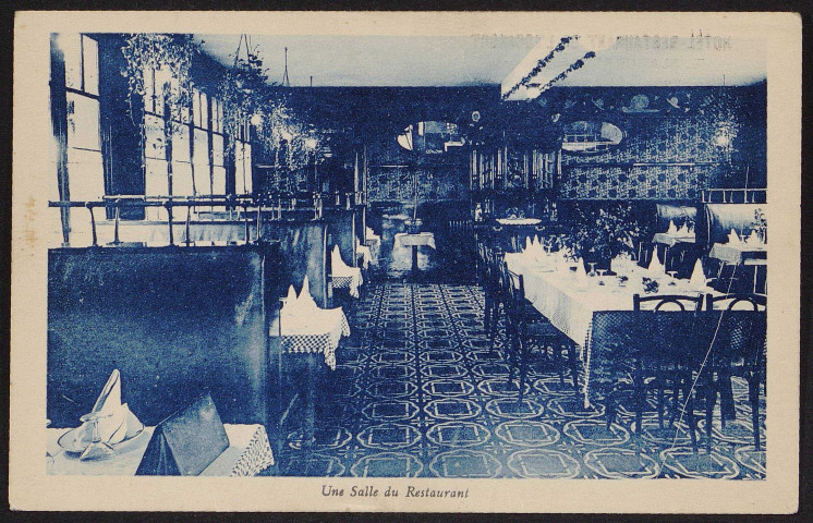 Linas.- Hôtel-restaurant de l'Escargot : Une salle du restaurant (1940). 