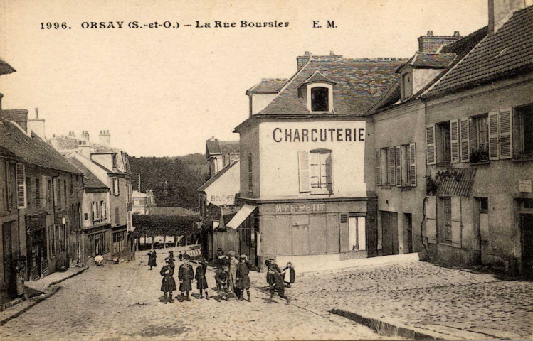 ORSAY. - La rue Boursier. Editeur EM, 1921. 