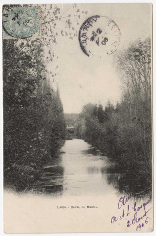 LARDY. - Canal du Mesnil dans le parc du château de Mesnilvoisin (1906), 4 mots, 5 c, ad. 