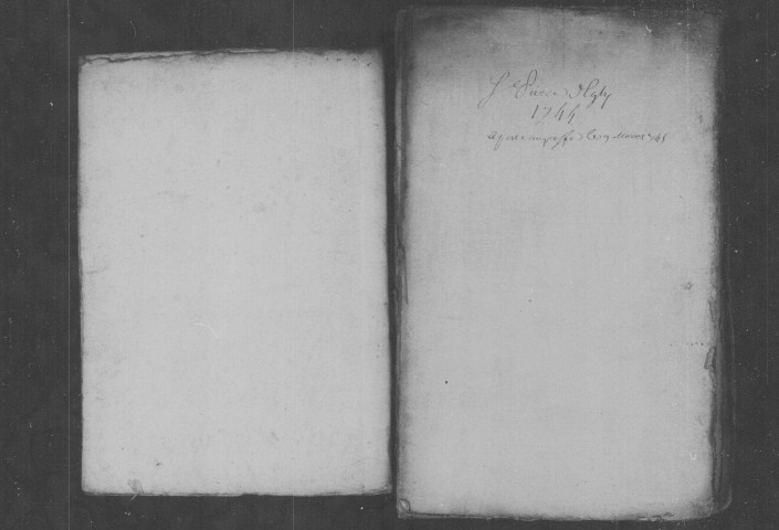 EGLY. Paroisse Saint-Pierre : Baptêmes, mariages, sépultures : registre paroissial (1744-1762). 