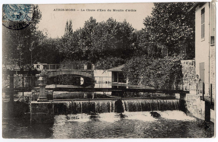 ATHIS-MONS. - La chute d'eau du moulin d'Athis, 1904, 2 mots, 5 c, ad. 
