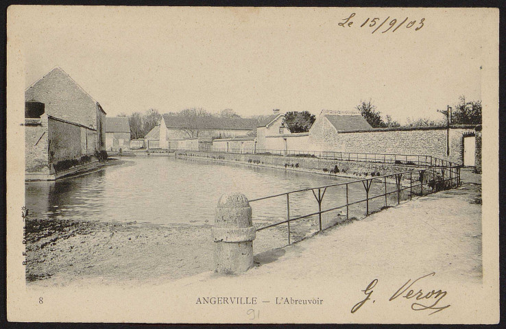 Angerville.- L'abreuvoir (15 septembre 1903). 