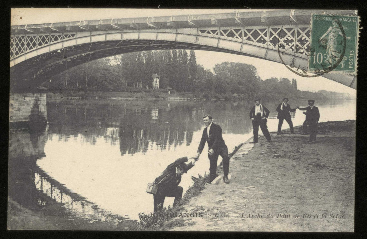 RIS-ORANGIS. - L'arche du pont de Ris et la Seine. (1923, timbre à 10 centimes.) 