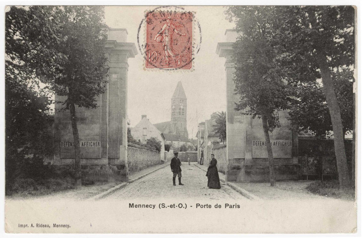 MENNECY. - Porte de Paris [Editeur Rideau, 1904, timbre à 10 centimes]. 