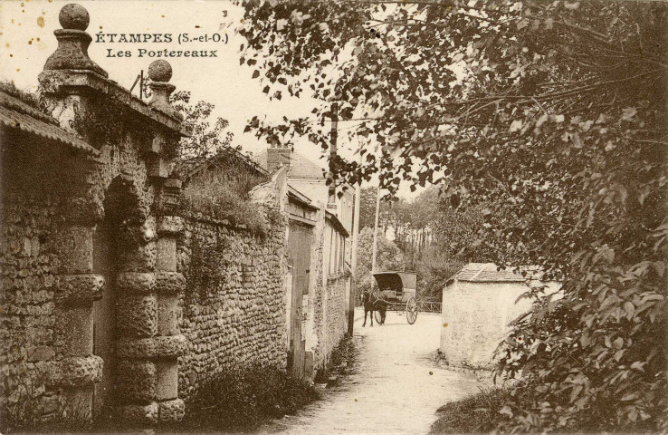 ETAMPES. - Porte Bressault aux Portereaux [sépia]. 