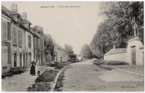 ANGERVILLE. - L'Avenue de Paris, Seailles, 1922, 15 lignes. 