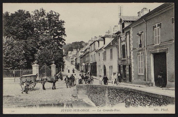 JUVISY-SUR-ORGE.- La grande rue, 1916.