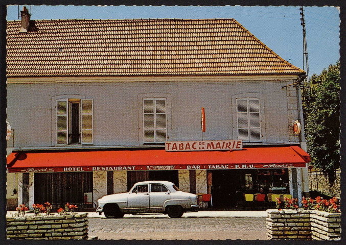 Linas.- Place de la mairie : Hôtel-restaurant- bar-tabac [1965-1975]. 