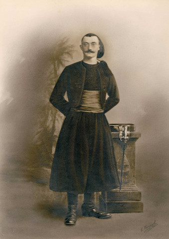 Lucien BRUNEAU, agriculteur, mort pour la France.