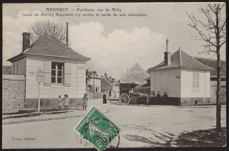 MENNECY.- Rue de Milly, pavillons, 1910.