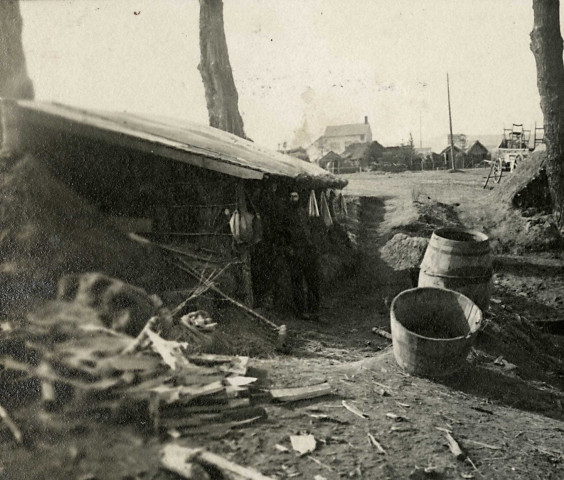 Maison rustique : photographie noir et blanc.