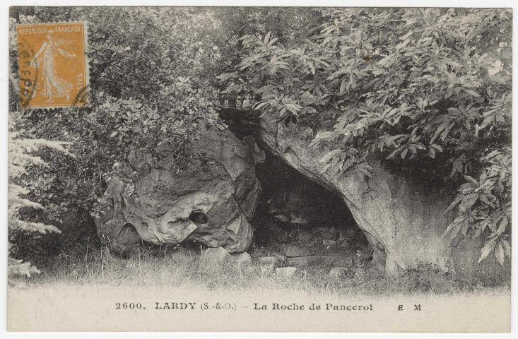 LARDY. - La roche de Pancerot. EM, 5 c. 