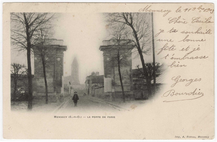 MENNECY. - Porte de Paris [Editeur Rideau, 1903, 2 timbres à 5 centimes, sépia. 