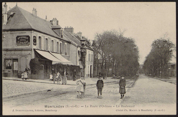 Montlhéry.- La route d'Orléans : Le boulevard [1904-1910]. 