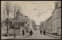 Arpajon.- Porte Saint-Denis (14 décembre 1906). 