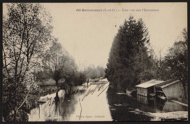 Ballancourt-sur-Essonne.- Vue sur l'Essonne [1904-1930]. 