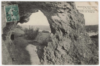 MORSANG-SUR-SEINE. - Passage conduisant à la grotte de rougeau [1914, timbre à 5 centimes]. 
