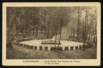 CHAMARANDE. - Camp école des scouts de France, le feu de camp. Hélio DILLEN, sépia. 