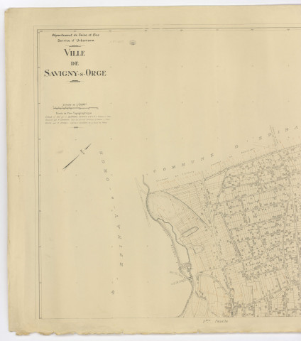 Fonds de plan topographique de SAVIGNY-SUR-ORGE dressé par E. BERMOND, géomètre, dessiné par P. CHAVINIER, chef des services techniques à SAVIGNY-SUR-ORGE, vérifié par P. PERNEL, ingénieur-géomètre, feuille 1, Service d'Urbanisme du département de SEINE-ET-OISE, 1945. Ech. 1/2.000. N et B. Dim. 0,90 x 1,16. [en rouleau]. 