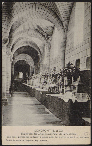 LONGPONT-SUR-ORGE.- Intérieur de l'église, reliquaire : exposition des châsses aux fêtes de la Pentecôte [1904-1919].