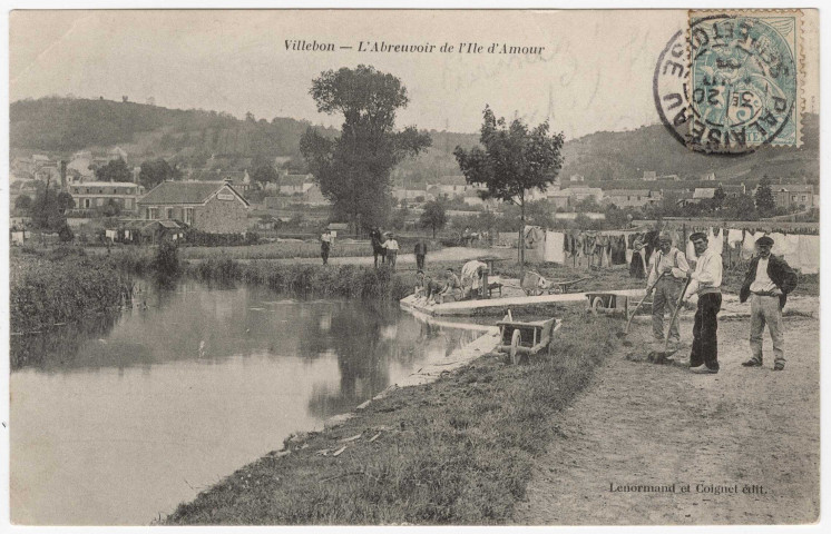 VILLEBON-SUR-YVETTE. - Abreuvoir de l'île d'Amour. Editeurs Lenormand et Coignet, timbre à 5 centimes. 