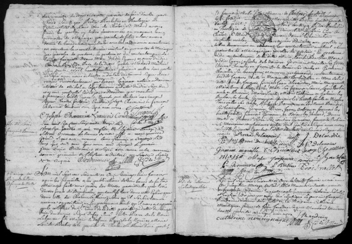 CHALO-SAINT-MARS. - Archives antérieures à la Révolution . - Registres paroissiaux. - paroisse Saint-Médard. - Baptêmes, mariages et sépultures 