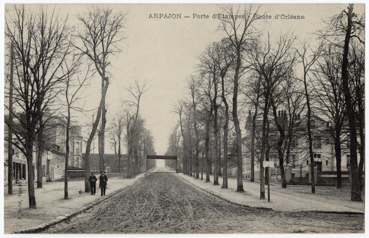 ARPAJON. - Porte d'Etampes, route d'Orléans, Borné. 