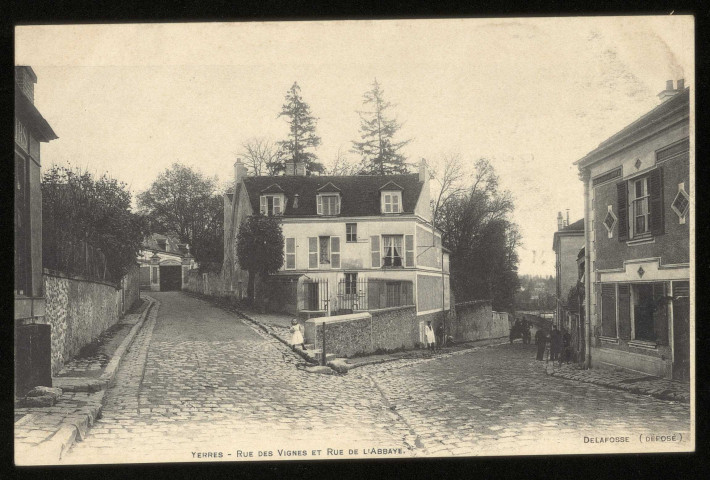 YERRES. - Rue des vignes et de l'abbaye. Editeur Delafosse. 