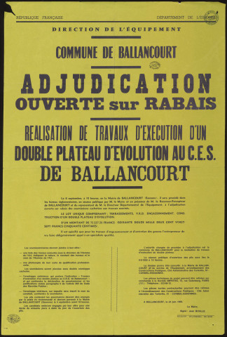 BALLANCOURT-SUR-ESSONNE. - Adjudication ouverte sur rabais, sur soumissions cachetées pour la réalisation de travaux d'exécution d'un double plateau d'évolution au Collège d'Enseignement Supérieur, 24 juin 1969. 