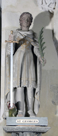 statue : saint Georges et le dragon