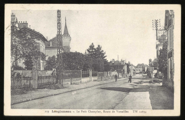 LONGJUMEAU. - Le Petit Champlan, route de Versailles. Edition Aury, 1950, timbre à 8 francs. 