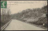 Chauffour-les-Etréchy.- Route d'Etréchy à Villeconin à la borne 11K9 et carrières de roches siliceuses de 10 mètres de haut (25 juillet 1912). 