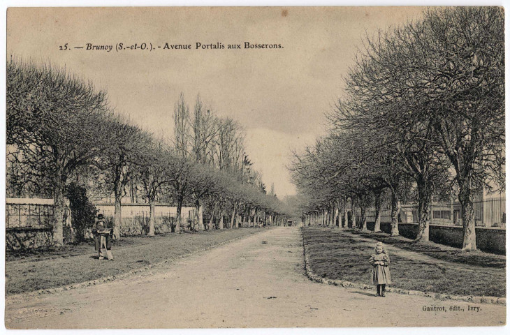 BRUNOY. - Avenue Portalis aux Bosserons, Gautrot. 