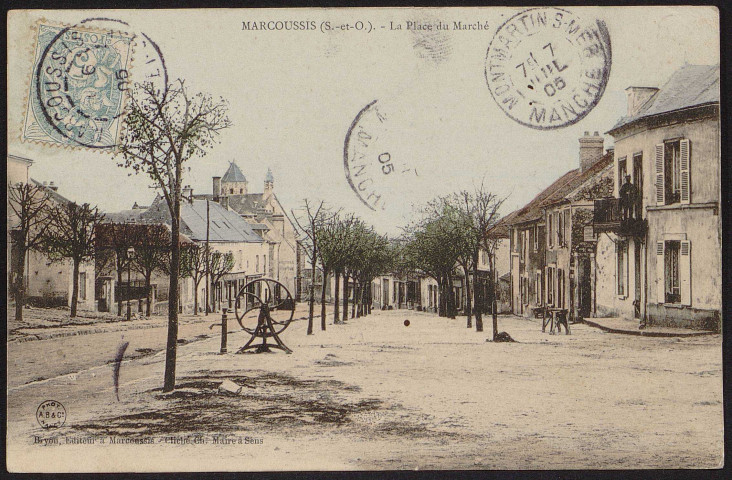 MARCOUSSIS.- La place du marché, 1905.