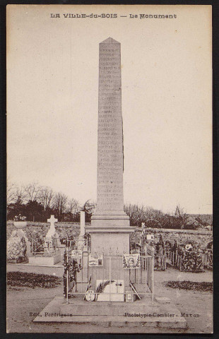 VILLE-DU-BOIS (LA). - Le monument aux morts [1920-1930].