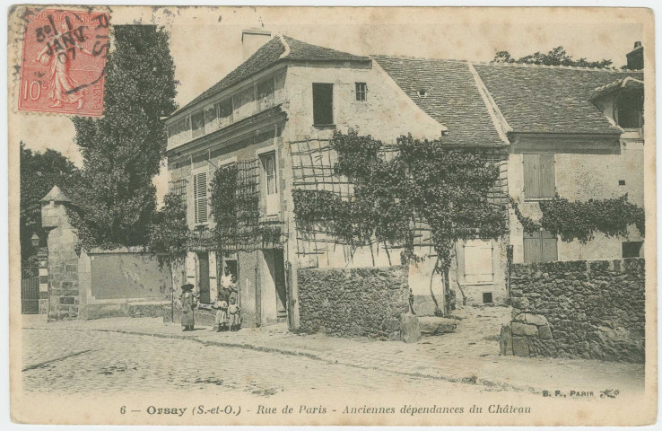 ORSAY. - Rue de Paris, anciennes dépendances du château. Edition BF, 1907, 1 timbre à 10 centimes. 