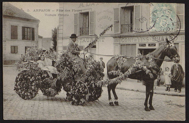 Arpajon.- Fête des fleurs Voiture fleurie (juillet 1906). 
