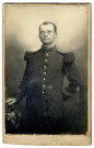 Photographie du soldat François FARNIER et coupe papier