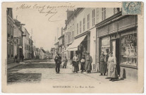 MONTGERON. - La rue de Paris [Editeur Lasseray, timbre à 5 centimes]. 