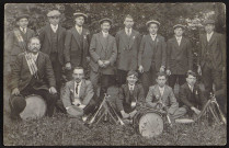 Arpajon.- Groupe d'hommes (conscrits) [1904-1930]. 