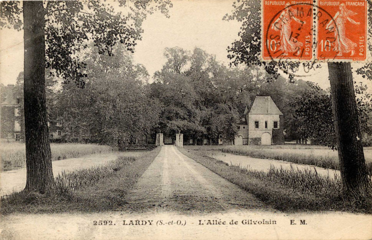 Lardy, cartes postales (1910-1921).