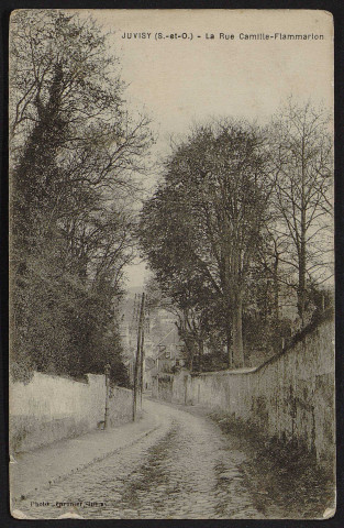 JUVISY-SUR-ORGE.- La rue Camille Flammarion [1914-1918].