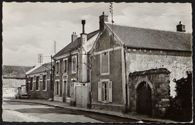 LEUDEVILLE.- La mairie et les écoles, 1967.