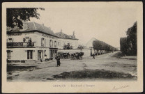 Arpajon.- Boulevard d'Etampes [1900-1903]. 