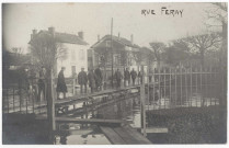 CORBEIL-ESSONNES. - Inondations de 1910. Rue Féray. 