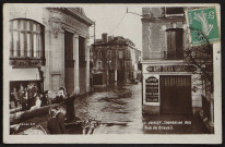JUVISY-SUR-ORGE.- Inondation 1910 : rue de Draveil (1910).