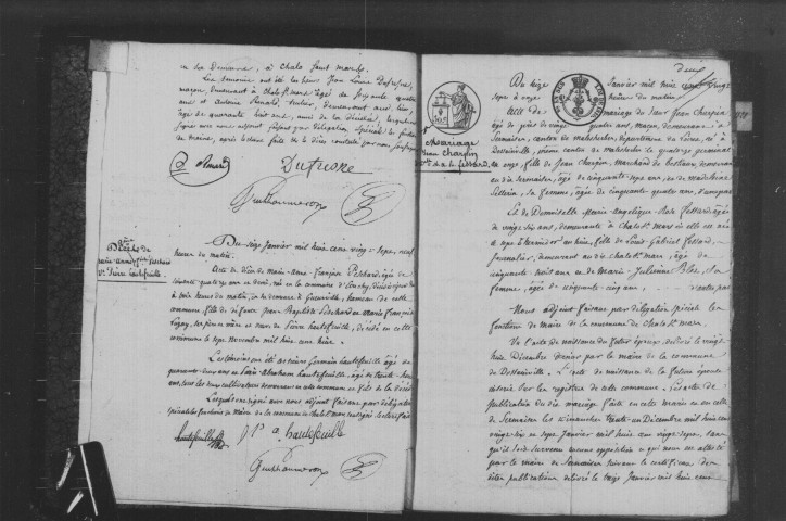 CHALO-SAINT-MARS. Naissances, mariages, décès : registre d'état civil (1827-1838). 