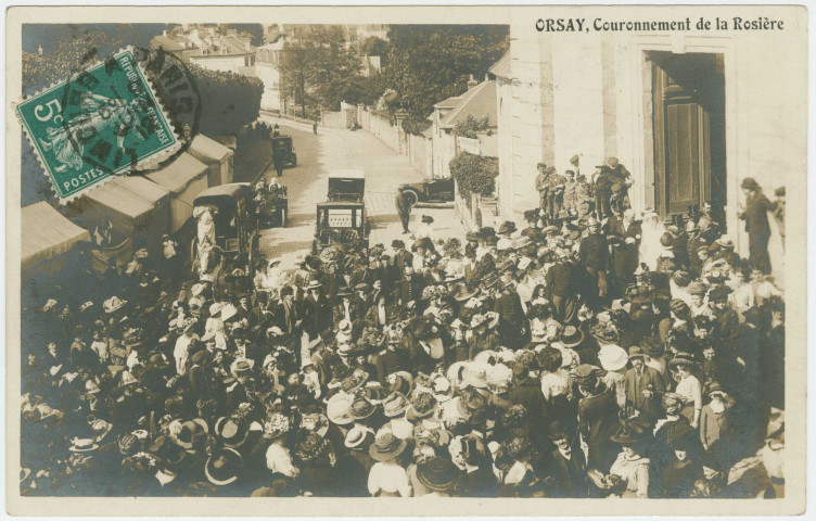 ORSAY. - Fête du couronnement de la rosière - Le cortège sortant de l'église. 1912, 1 timbre à 5 centimes. 